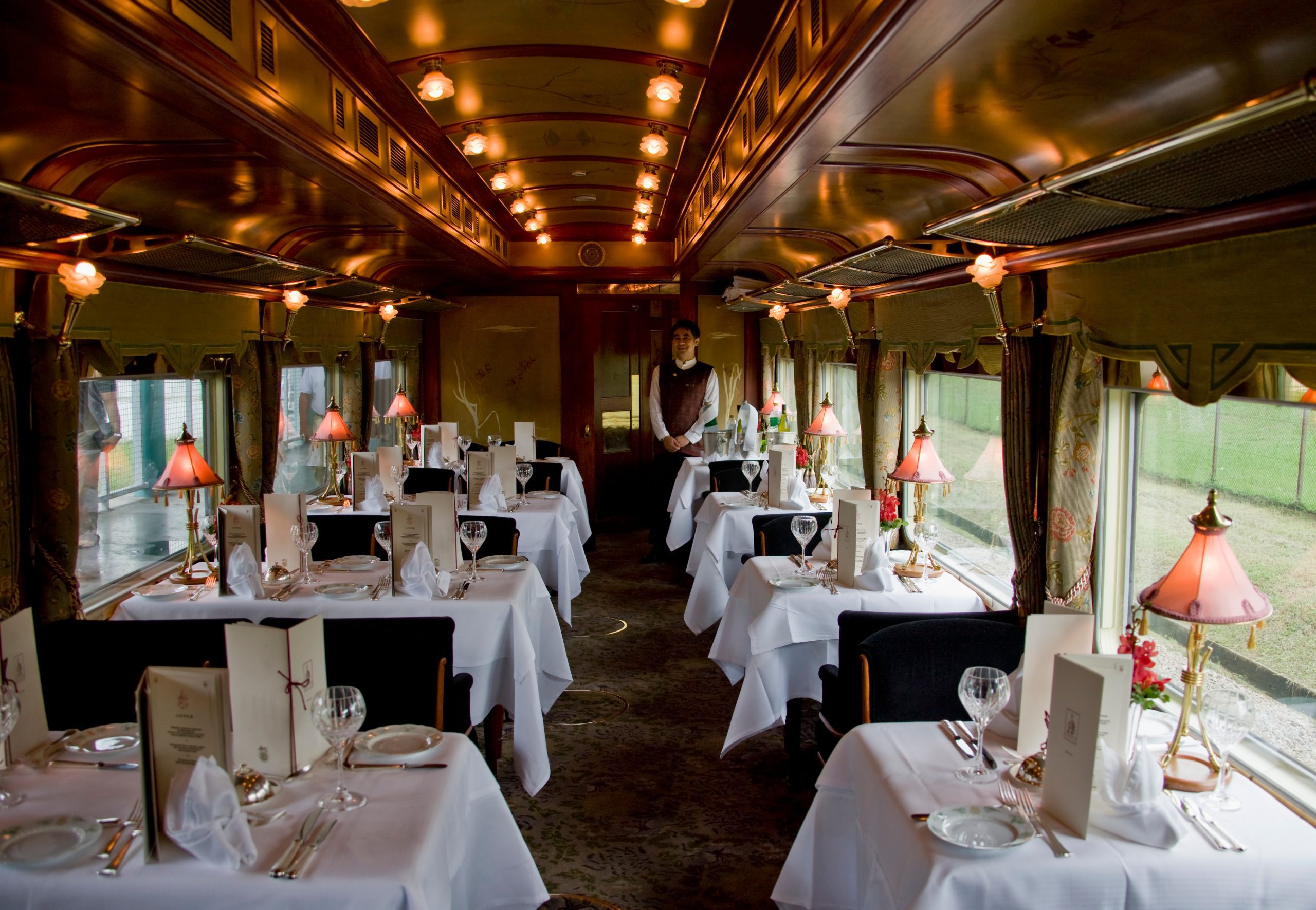 vagon restaurante en tren