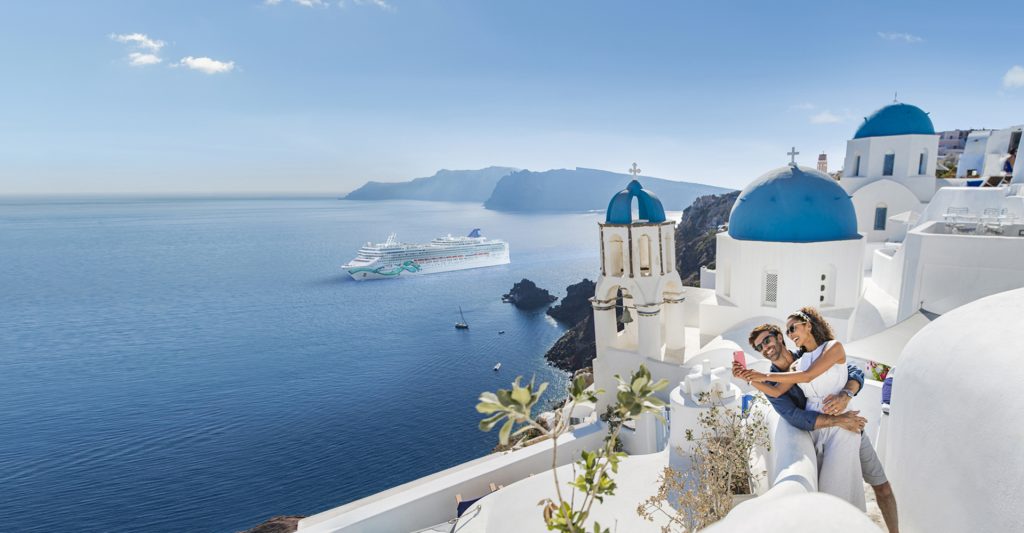 escala crucero islas griegas ncl santorini